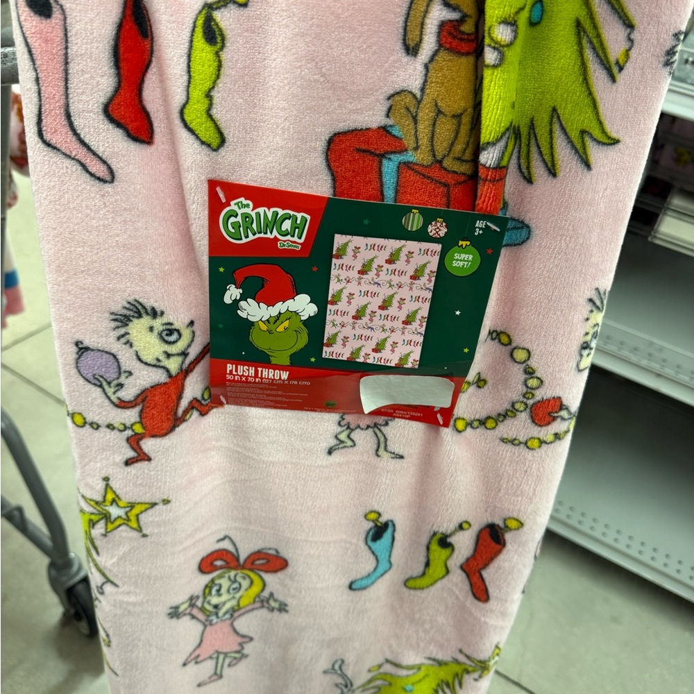Dr. Seuss Grinch Soft Plush Throw Blanket - White and Green